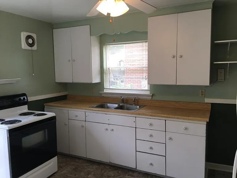 2417 Brandon Ave SW — Photo 6
