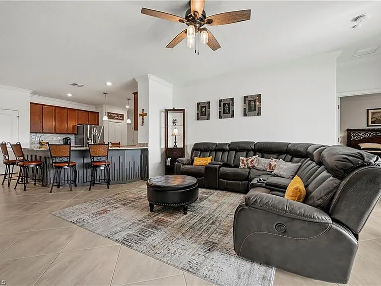 3424 Murcia Ct — Photo 15