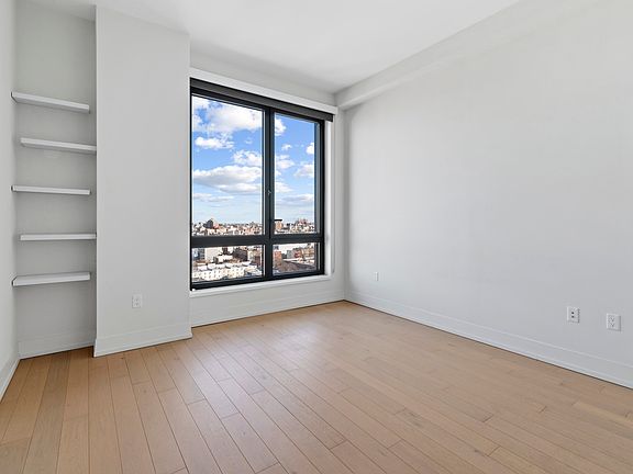 5th image of 550 Vanderbilt Ave APT 1517