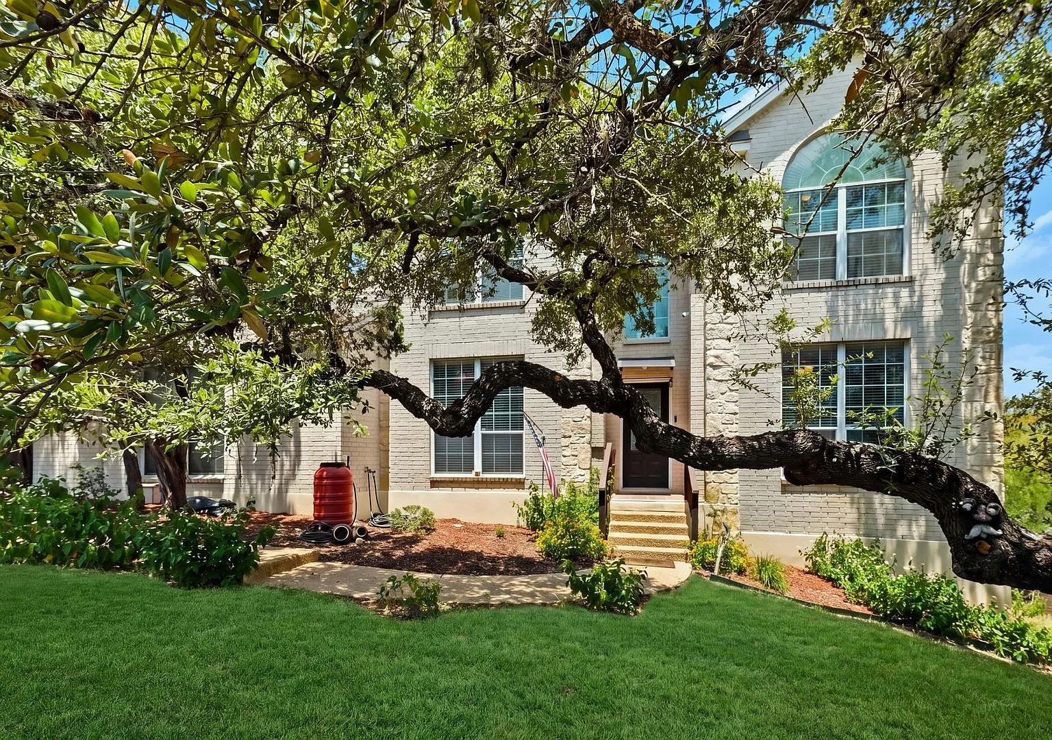 Beautifully Updated 4BR/3BA | Downstairs Bedroom | Spacious Backyard & Deck — Photo 2