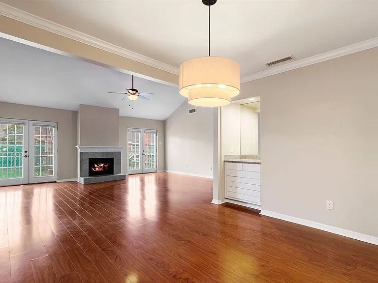 1042 Augusta Dr #1042 — Photo 12
