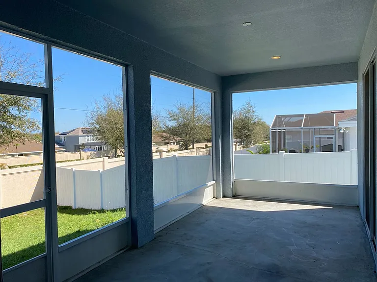 481 Pheasant Dr — Photo 13