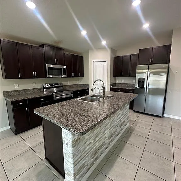 10236 Bright Crystal Ave — Photo 21