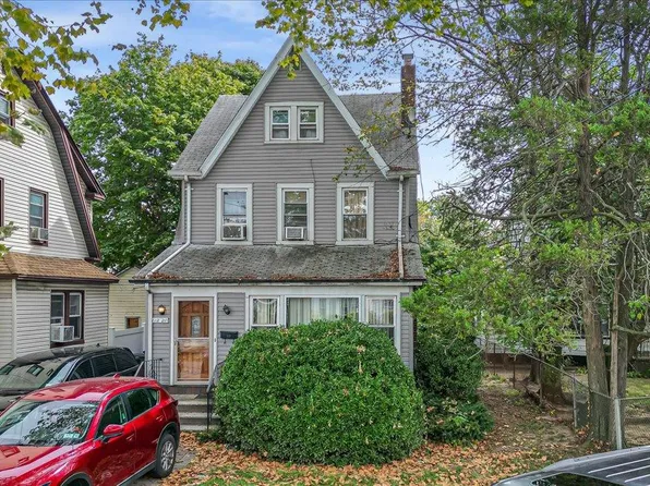 11221 212th Street, Queens Village, NY 11429