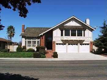 1st image of 1329 Estes Dr