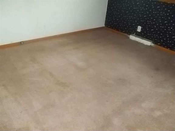 3rd image of 6551 Lorraine Dr