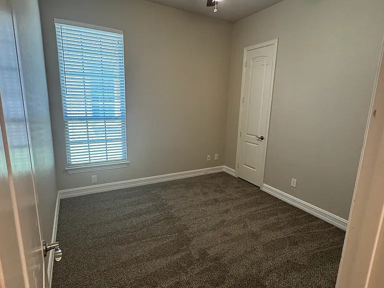 12648 Hollister Dr — Photo 12