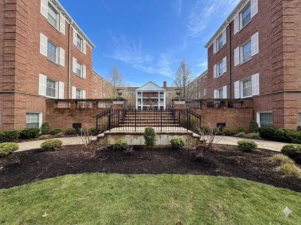 2242 Sherman Ave APT 2, Evanston, IL 60201