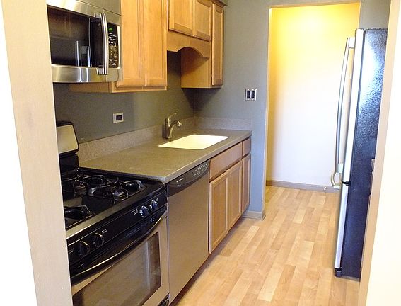 2nd image of 15719 Peggy Ln APT 10