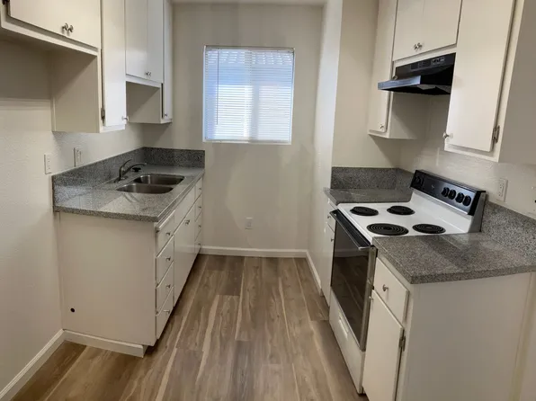 6908 Elm St #6, Hughson, CA 95326