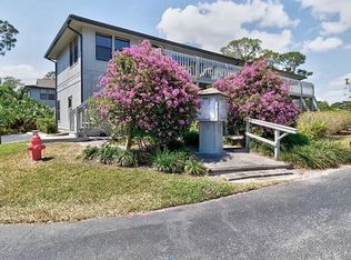 665 Centre Ct SW APT 201, Vero Beach, FL 32962