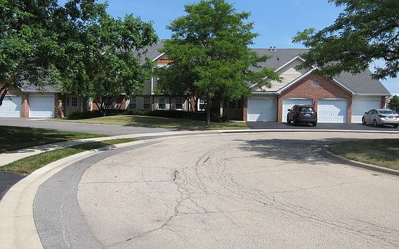 3rd image of 2490 Charleston Dr Unit 6