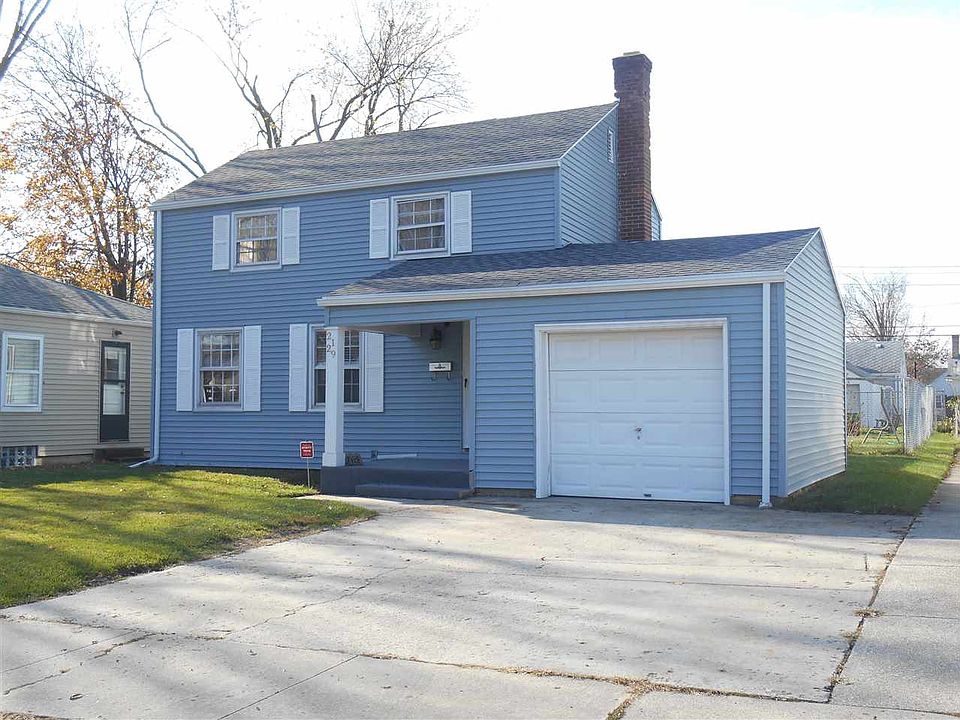 1st image of 2129 Parkview Pl