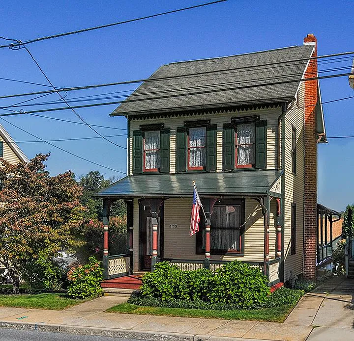 139 S Church St