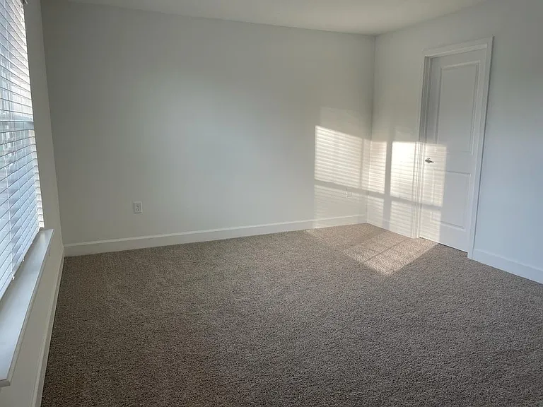 1337 Captiva Cv #8 — Photo 49