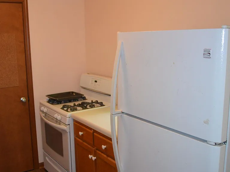 424 Lingle Ave #2 — Photo 5