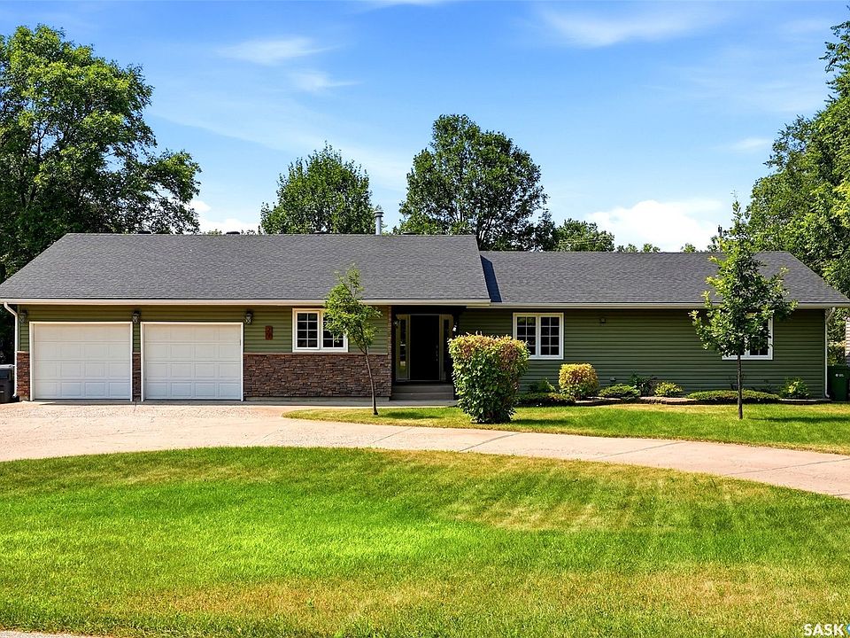 1st image of 29 Ridgedale Bay