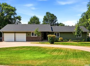 29 Ridgedale Bay, White City, SK S4L 5B1