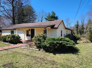233 Elliott Ave, Erwin, TN 37650