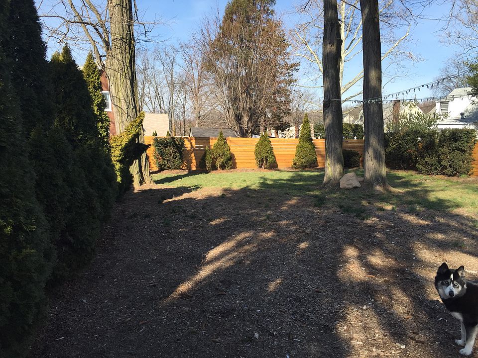 2nd image of 1684 Teaneck Rd