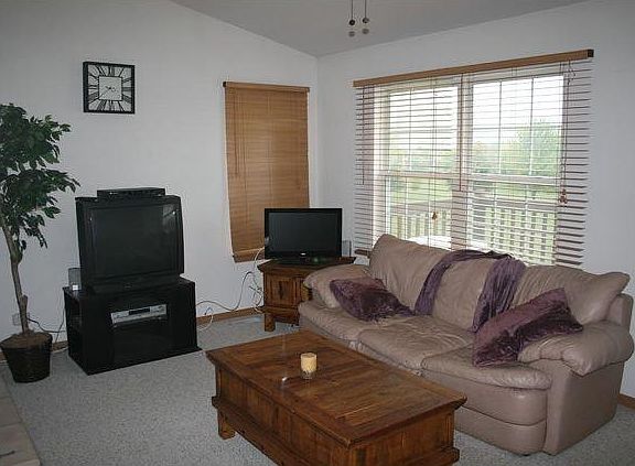 3rd image of 2317 Overlook Ct #2317