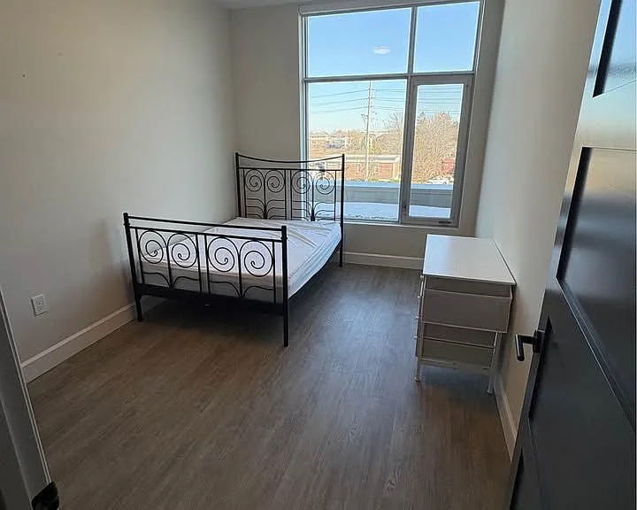 1600 Hyde Park Rd #315 — Photo 11
