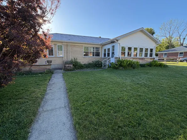 2416 Northmoor Dr, Springfield, OH 45503