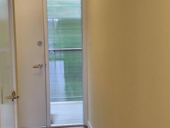 4th image of 1525 Taylor Ave N #S506