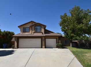 1737 W Avenue H8, Lancaster, CA 93534