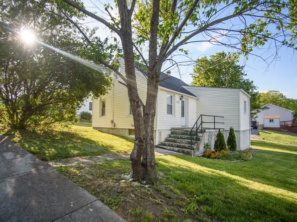 1404 10th St NE, Roanoke, VA 24012