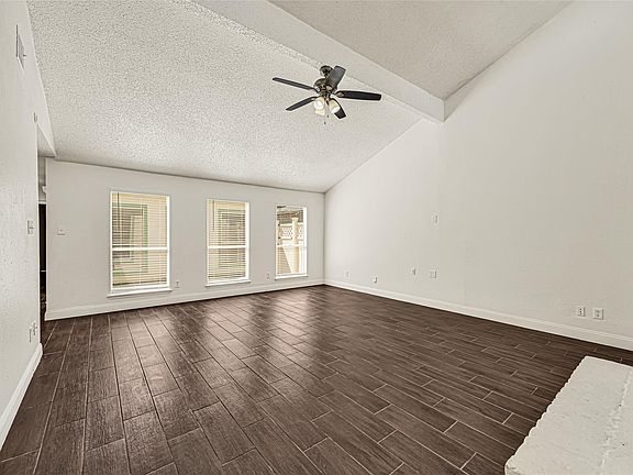 4th image of 4222 Wildacres Dr