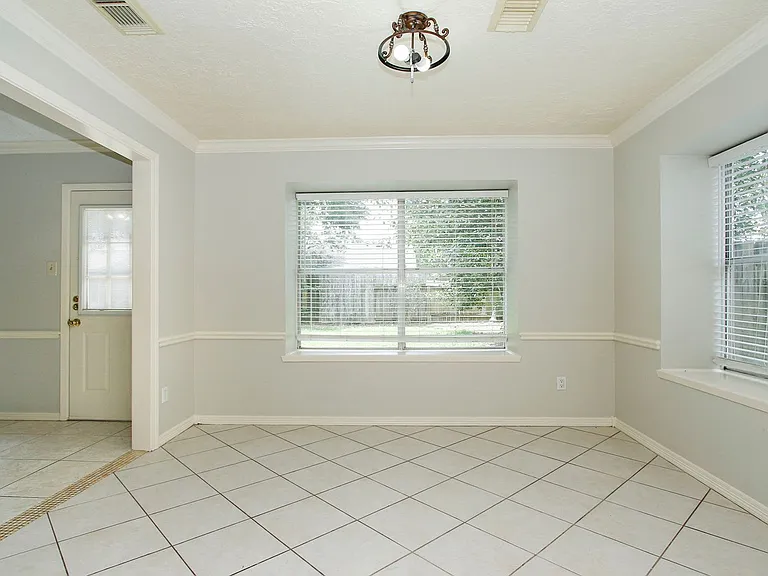 18531 Lippizaner Dr — Photo 11