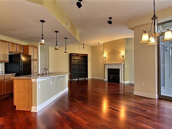 4th image of 16800 Van Aken Blvd APT 206