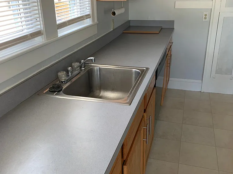 6 Washington Ave — Photo 11