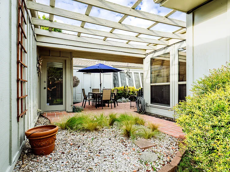 6002 Blue Bay Dr — Photo 15