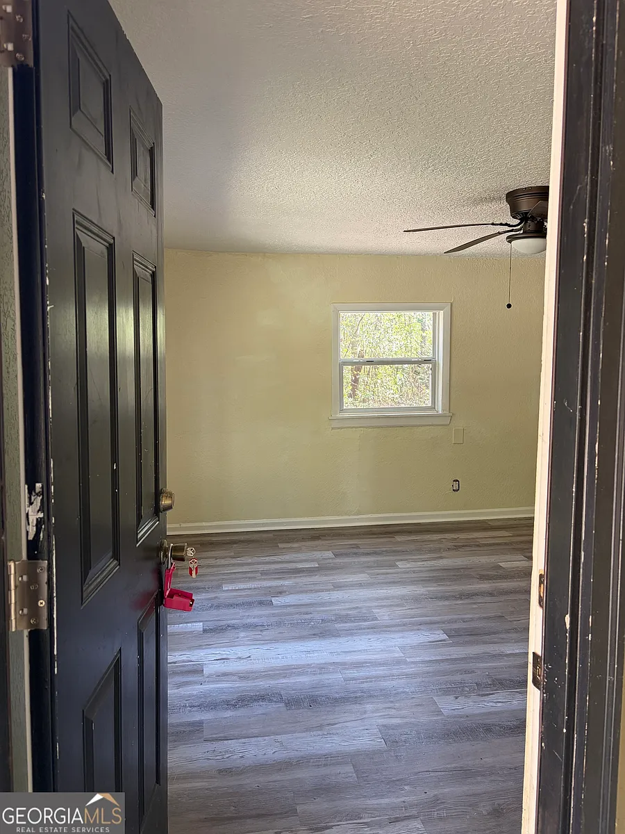 Building Photo - 307 Finley St