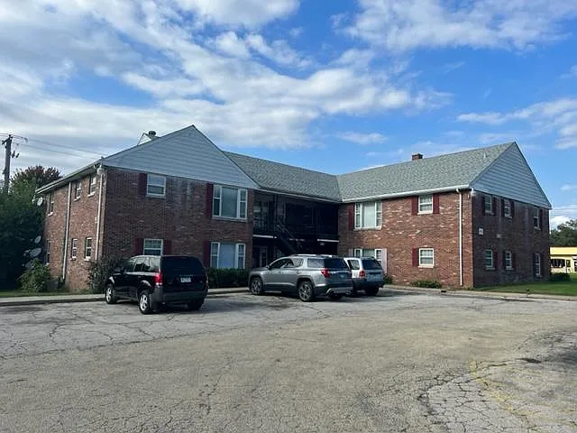 1885 Sunnyside Ave #8
