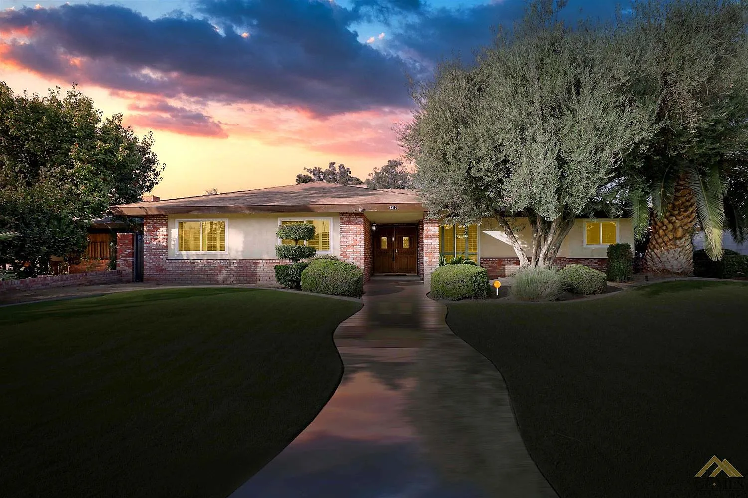 7312 Olive Dr photo 1