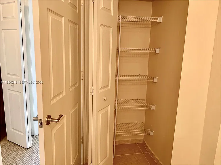 3001 NE 185th St #103 — Photo 8