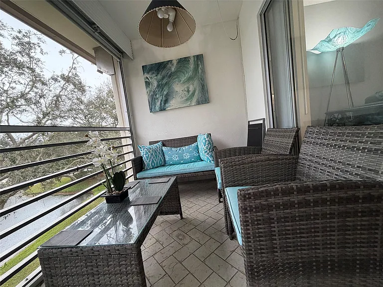 2304 Lucaya Ln #L4 — Photo 21