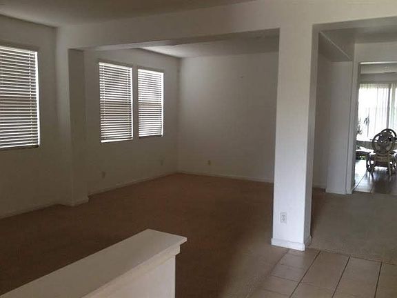 3rd image of 844 Dalton Ave