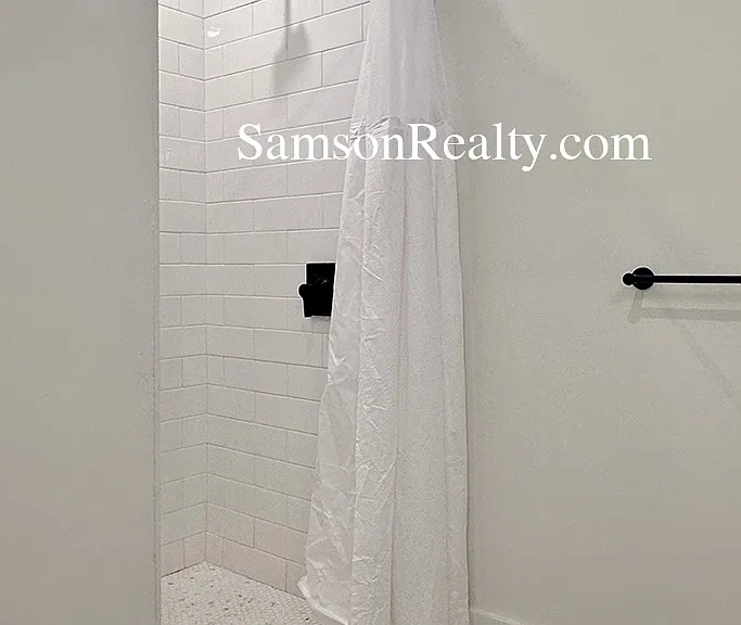 31 Hope St #210 — Photo 12