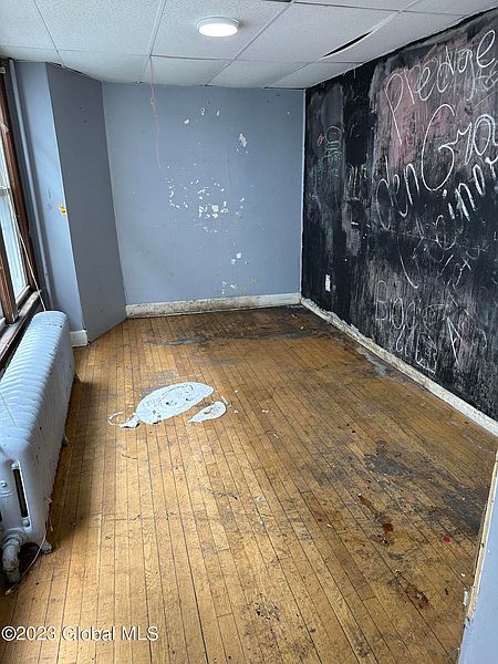 3rd image of 218 Quail Street