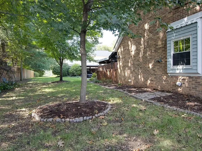 149 Cumberland Trce — Photo 38