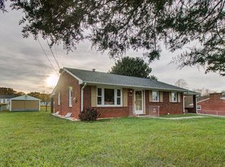 45 Highview Ter, Rocky Mount, VA 24151