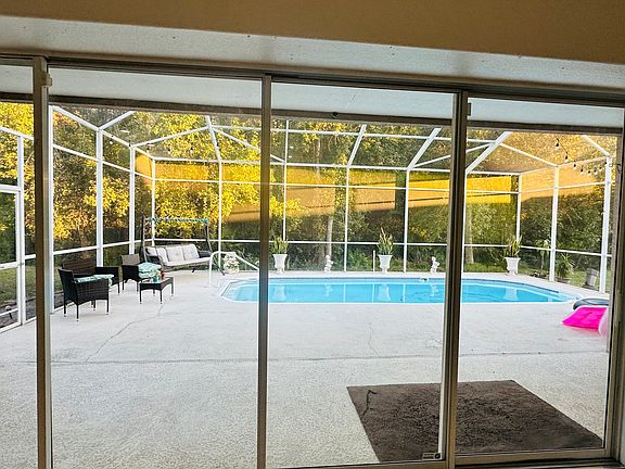 5th image of 10618 Deerberry Dr