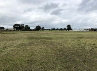 900 Riley Ct, Tolar, TX 76476