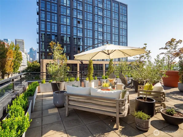 2607 Western Avenue #456, Seattle, WA 98121