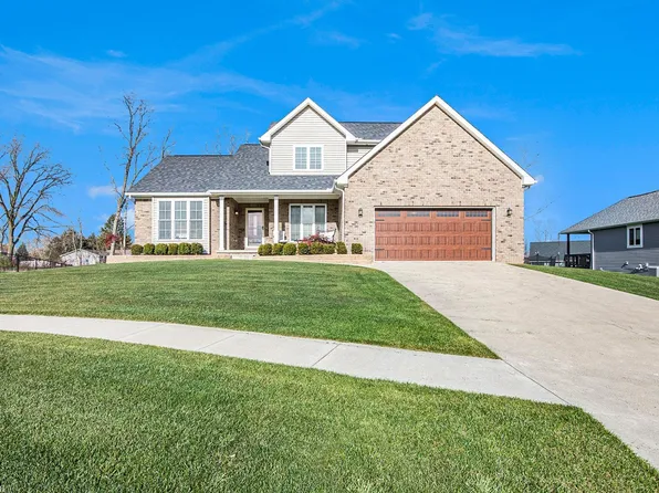 7773 Yorkshire Dr, Almont, MI 48003