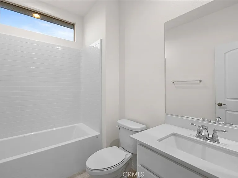 17727 Santa Lucia Ct — Photo 38